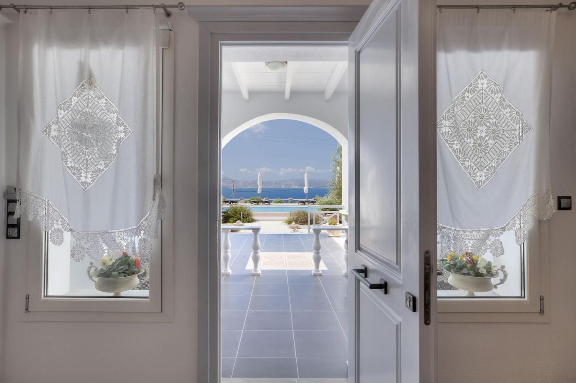 Miland Suites Adamantas  Exterior foto